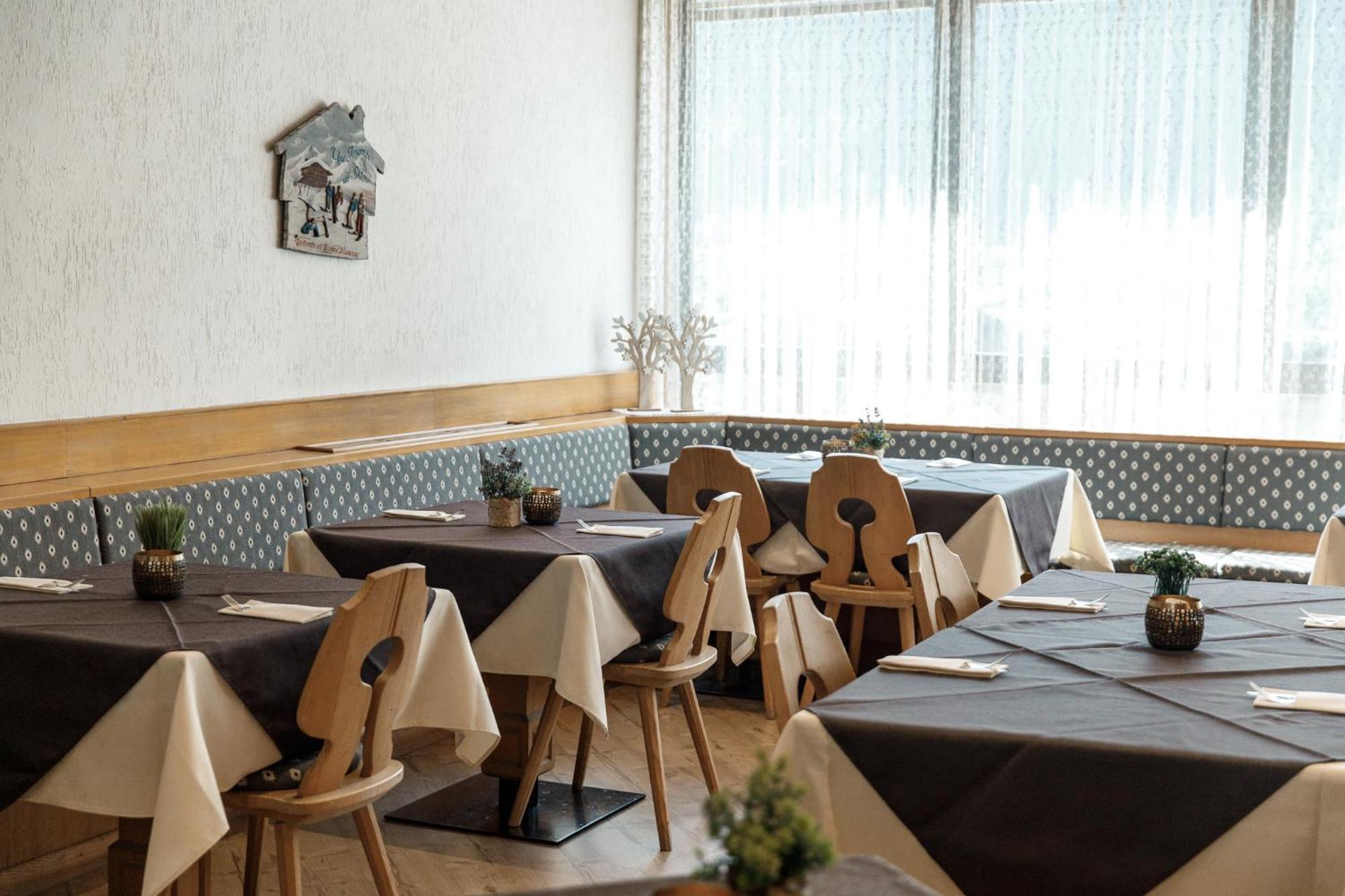 Hotel Al Bivio - Pizzeria, Pool & Sauna Imer Ngoại thất bức ảnh